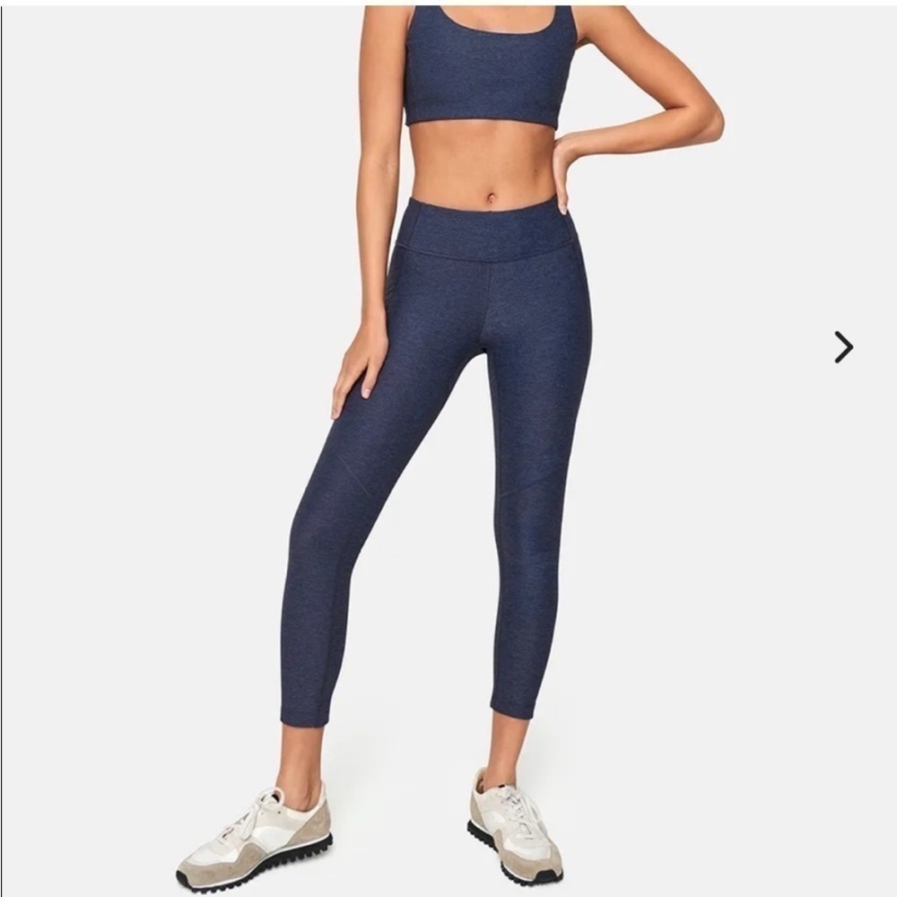 Outdoor Voices Warmup 7/8 Leggings in Dark Blue